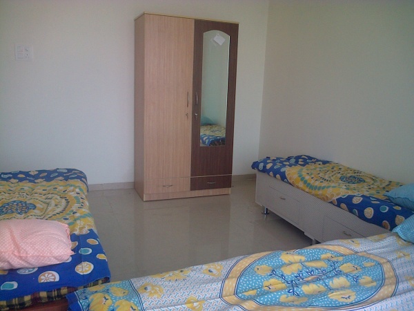 Hiranandani gardens Powai get student pg paying guest near IBS College